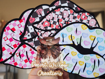 outlined lips cardstock