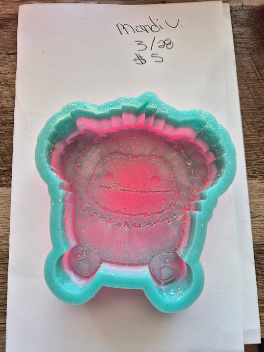 destash bossy boots monster