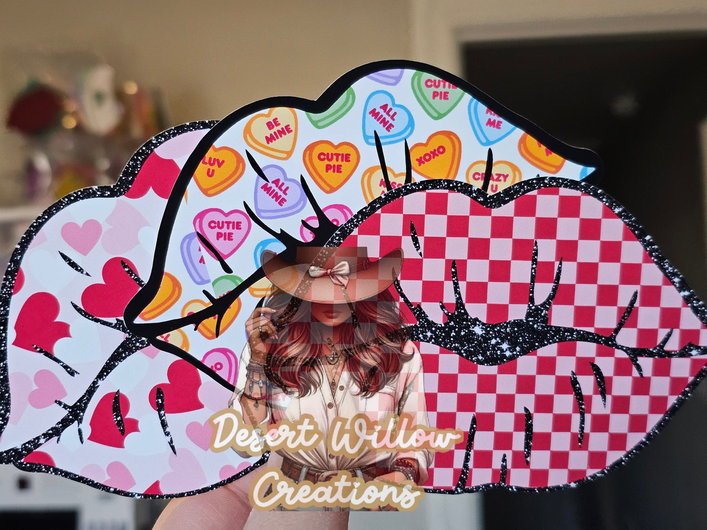 outlined lips cardstock