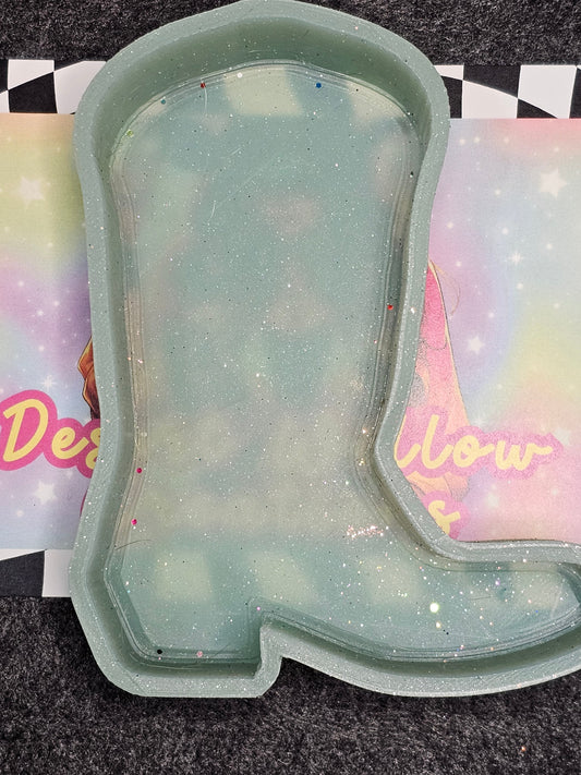 Basic boot bossy boots